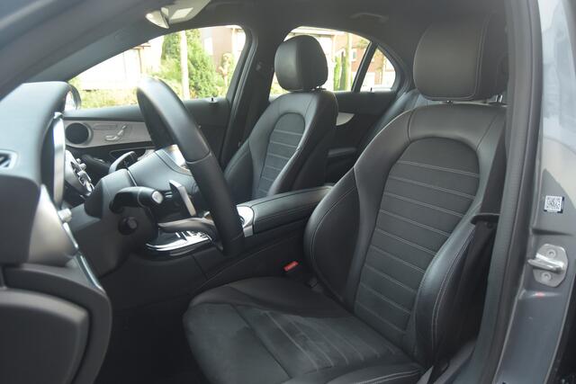 Mercedes-Benz C-KLASSE 300 AMG Premium Pack