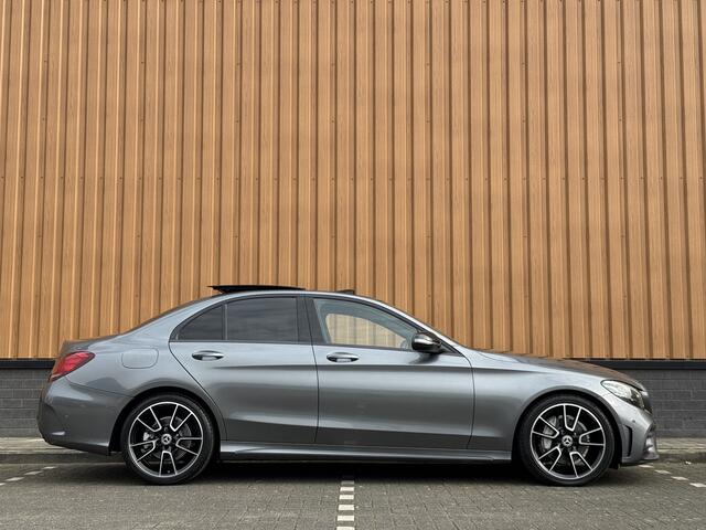 Mercedes-Benz C-KLASSE 200 Business Solution AMG Plus Upgrade Edition | Burmester | Panoramadak | Sfeerverlichting | Apple Carplay | Android Auto | Camera | Lane Assist | Dodehoeksensor | LED |