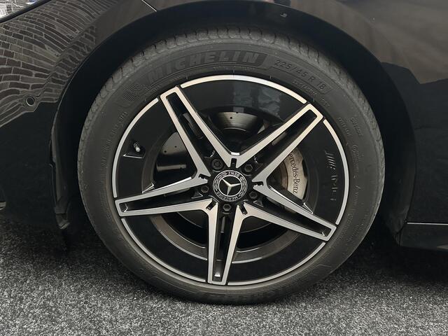 Mercedes-Benz C-KLASSE 300 e 4MATIC AMG Line Panorama 3D Burmeister Plus Pakket