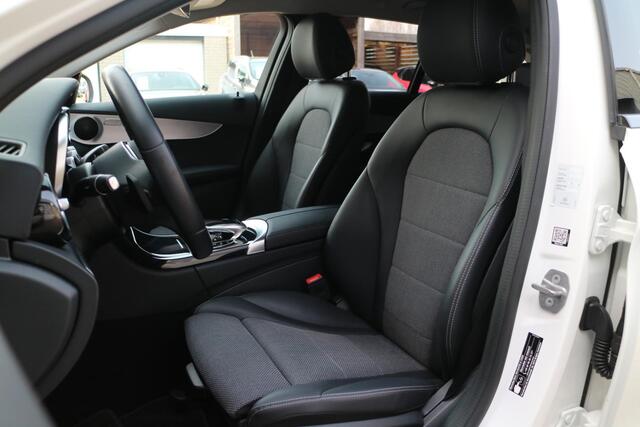 Mercedes-Benz C-KLASSE 180 Premium Pack | Automaat | Trekhaak uitklapbaar! |