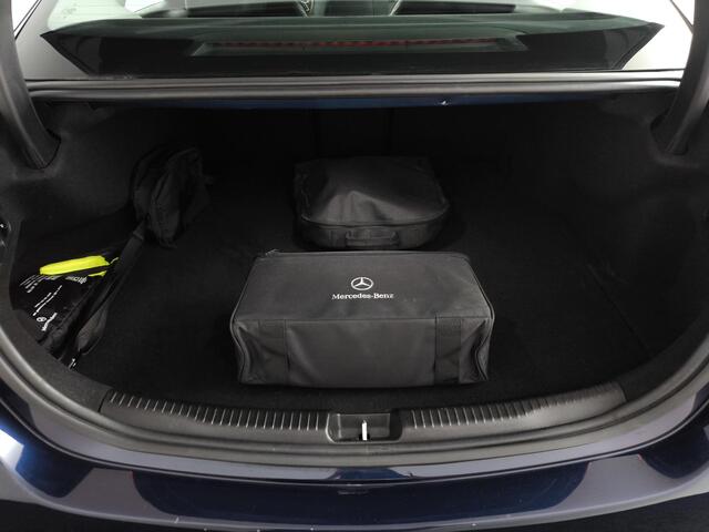 Mercedes-Benz C-KLASSE 300 e Luxury Line |NAVIGATIE | Stoelverwarming | Camera