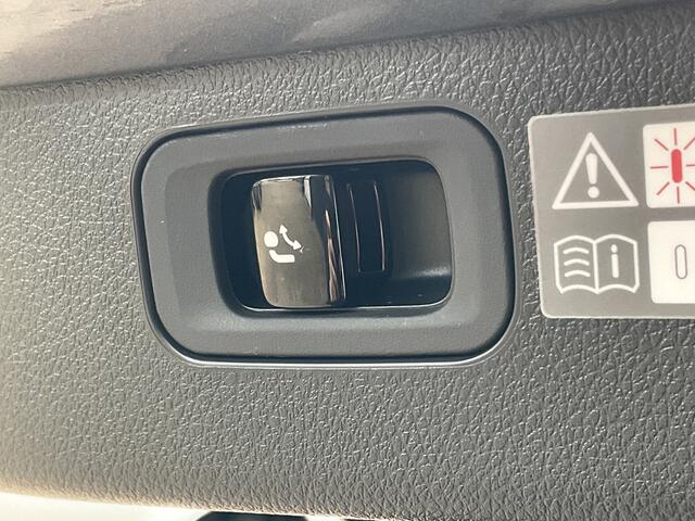 Mercedes-Benz C-KLASSE Estate 180 AMG Line Pano Burmester Memory HUD Trekhaak Leer Verw+Ventilatie BOMVOL!