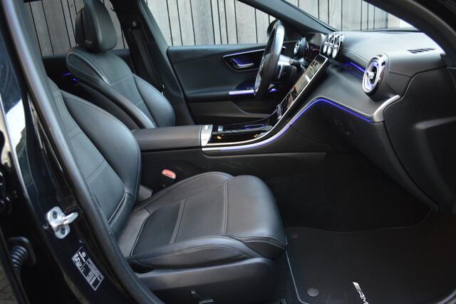 Mercedes-Benz C-KLASSE Estate 300 e AMG Led Leder Panorama Sfeer Camera Augmented Trekh Pdc