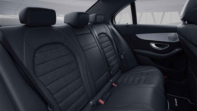 Mercedes-Benz C-KLASSE 180 Premium Plus Pack AMG | Night | Panoramadak | Multibeam | Burmester | Widescreen |