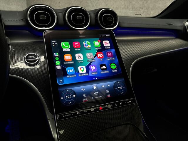 Mercedes-Benz C-KLASSE 300 e AMG Line 279Pk Automaat (PANORAMADAK, APPLE CARPLAY, GROOT NAVI, BURMESTER, CAMERA, SPORTSTOELEN, SFEERVERLICHTING, STOELVERWARMING, NIEUWSTAAT)