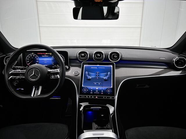 Mercedes-Benz C-KLASSE Estate 300 e AMG Line Trekhaak | Achteruitrijcamera | Digitale radio DAB+ | Sfeerverlichting | Inclusief 24 maanden MB Certified garantie voor Europa.