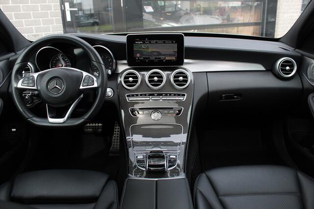 Mercedes-Benz C-KLASSE 300 Prestige / AMG / Panoramadak / Burmester