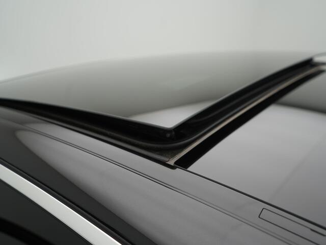 Mercedes-Benz C-KLASSE 300 e AMG Line - RIJKLAARPRIJS - Elektrisch Glazen Schuif-/Kanteldak - 360 graden Camera - Head-Up Display