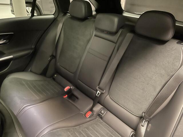 Mercedes-Benz C-KLASSE Estate 300 e Business Solution AMG