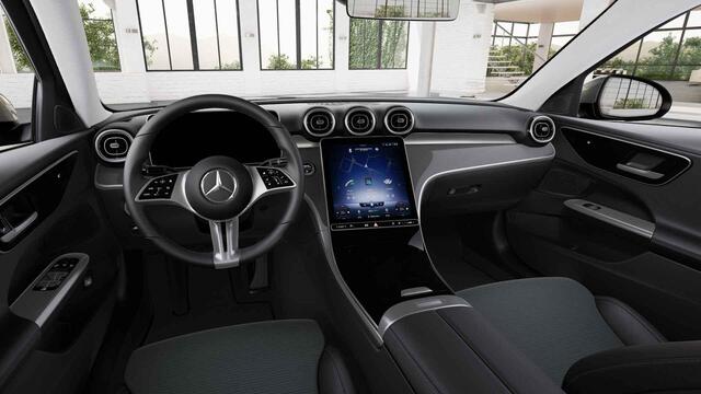 Mercedes-Benz C-KLASSE 200 Launch Edition Luxury Line | Sfeerverlichting | Stoelverwarming | Achteruitrijcamera |