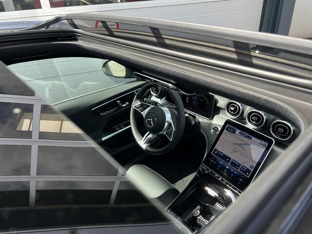 Mercedes-Benz C-KLASSE Estate 180 | Panoramadak | Luxury | Privacy Glas Achter | KEYLESS GO Pakket | Apple CarPlay | Android Auto | Elektrisch Verstelbare Voorstoelen + Memory | Dodehoekassistent