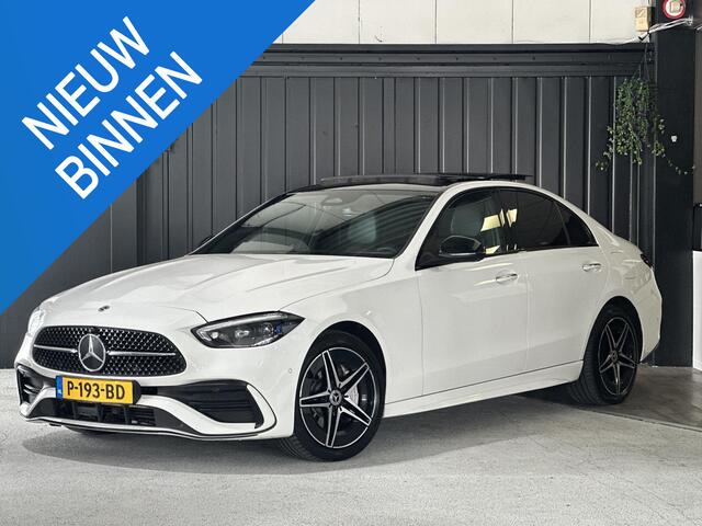 Mercedes-Benz C-KLASSE 300 e AMG Line | AMG-styling | Panorama-dak | Sfeerverlichting | 360 Camera | Carplay | Cruise Control Adaptief |
