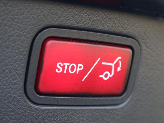 Mercedes-Benz C-KLASSE Estate 300 e AMG Line