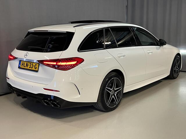 Mercedes-Benz C-KLASSE Estate 300 e AMG Line C63 Diffuser/18"/Panoramadak/Laser LED/Trekhaak/Stoelverwarming + memory l + r/Adaptieve cruise/Sfeerverlichting premium/Elektrische klep/Apple Carplay & Android Auto