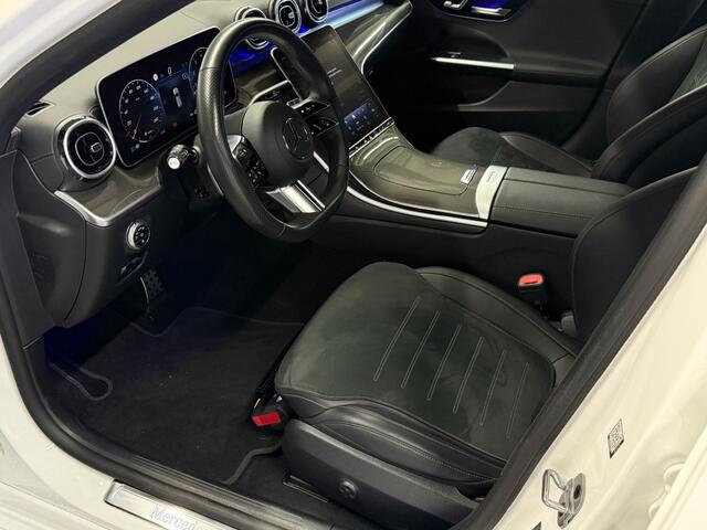 Mercedes-Benz C-KLASSE 180 AMG LINE Panoramadak / Carplay / Burmester / Night Package / Camera