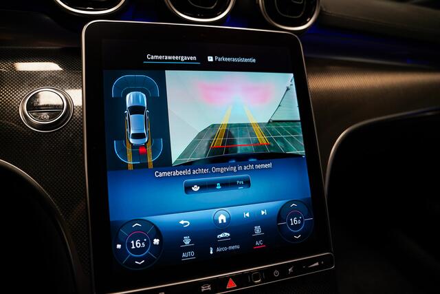Mercedes-Benz C-KLASSE 180 AMG Line|Sfeerverlichting|Carplay|Leder|Acc