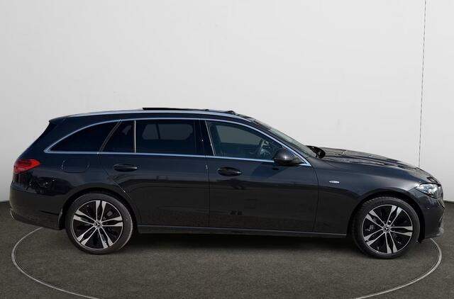 Mercedes-Benz C-KLASSE Estate 300 de Plug-In Hybrid Avantgarde Panoramadak Distronic Trekhaak LED Memory Camera