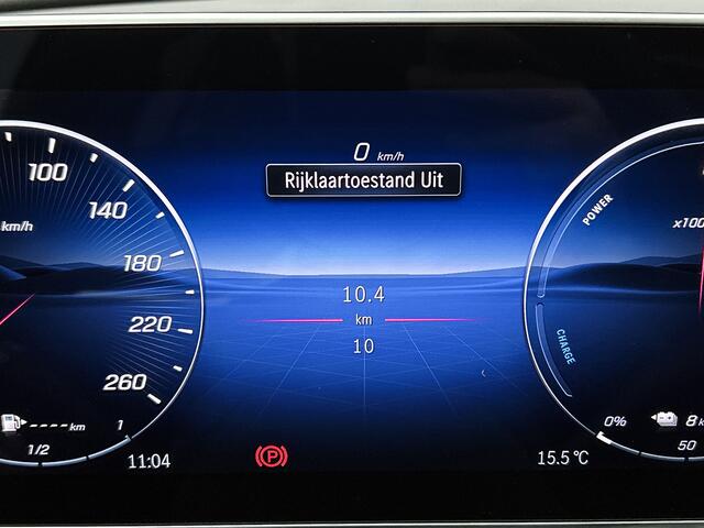 Mercedes-Benz C-KLASSE 300 e Business Solution | Parkeerpakket met achteruitrijcamera | Warmtewerend, donkergetint glas | Trekhaak | GUARD 360° Plus | Smartphone-integratie |