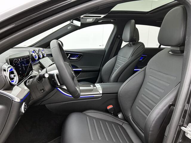 Mercedes-Benz C-KLASSE 300 e Business Solution AMG | Comfortpakket Plus | Nightpakket | Middenconsole metaalstructuur | Trekhaak | Smartphone-integratie | Panoramaschuifdak | GUARD 360° Plus | 360° camera | 19" multispaaks lichtmetalen AMG-velgen |