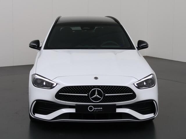 Mercedes-Benz C-KLASSE 180 Star Edition AMG Line | Panoramadak | Digital Light | Stoelventilatie | Keyless Entry | Night | 19" multispaaks velgen |