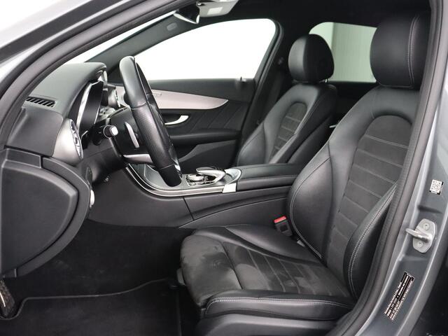 Mercedes-Benz C-KLASSE 180 Business Solution AMG | Stoelverwarming | Leder/Alcantara | Carplay | Digital Cockpit | Camera | Full LED | Park Assist | Cruise control | Bluetooth | Climate control