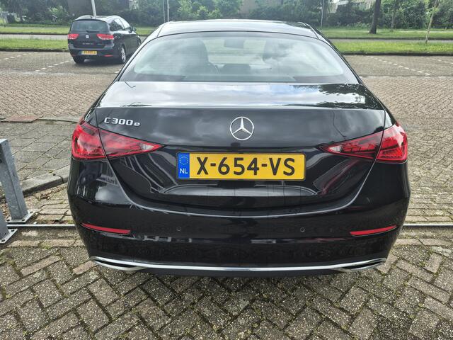 Mercedes-Benz C-KLASSE 300 e Luxury Line