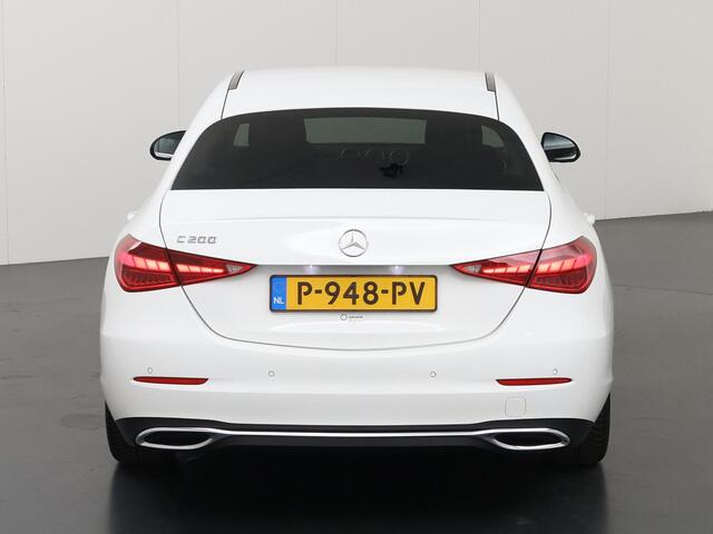 Mercedes-Benz C-KLASSE 200 Launch Edition Luxury Line | Distronic | Getint glas | Stoelverwarming |