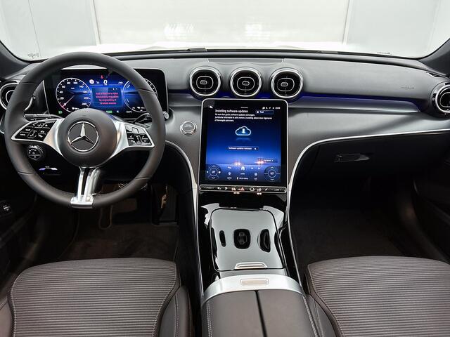 Mercedes-Benz C-KLASSE 300 e Business Solution | Warmtewerend, donkergetint glas | Trekhaak | Panoramaschuifdak | GUARD 360° Plus | Sierdelen diamantpatroon zilvergrijs | Sfeerverlichting | Smartphone-integratie |