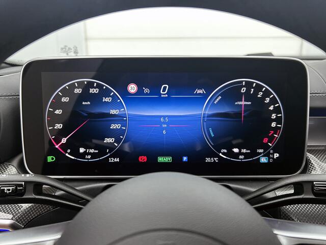 Mercedes-Benz C-KLASSE Estate 300 e Business Solution AMG | Comfortpakket Plus | Parkeerpakket met 360°-camera | Nightpakket | Middenconsole metaalstructuur | Trekhaak | Panoramaschuifdak | 19" multispaaks lichtmetalen AMG-velgen | GUARD 360° Plus |