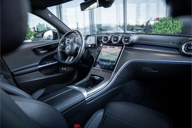 Mercedes-Benz C-KLASSE Estate C300 e AMG Line - Massage l Panorama l 360cam l Trekhaak