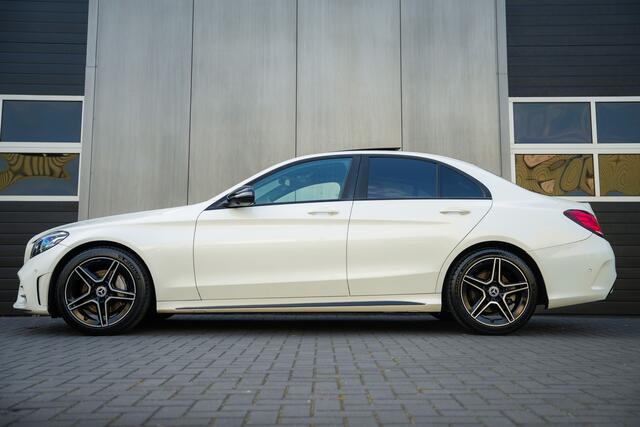 Mercedes-Benz C-KLASSE 180 Advantage Pack AMG-Sportpakket /Facelift-Model/ Pano-Dak/ Sport-Stoelen/ Stoel.Verw/ Night-Pakket/ Camera/ Trekhaak/ 18'' LMV