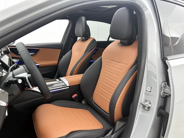 Mercedes-Benz C-KLASSE 300 e Business Solution AMG | Nightpakket | Comfortpakket Plus | Trekhaak | Burmester® 3D surround sound | Panoramaschuifdak | Middenconsole metaalstructuur | GUARD 360° Plus | 360° camera | 18'' vijfspaaks AMG-velgen |