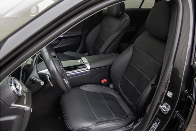 Mercedes-Benz C-KLASSE Estate 300 e AMG Premium, Massage, Distronic, Pano, Trekhaak, Carplay, Hybrid 2023