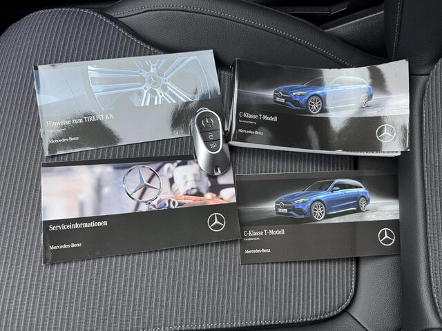 Mercedes-Benz C-KLASSE Estate Luxury Line 180 / Zeer complete-luxe / Burmester audio / Glascoating / Sfeerverlichting / 360 graden camera / Elektrisch verstelbare stoelen met memory functie / Elektrisch verstelbaar stuur