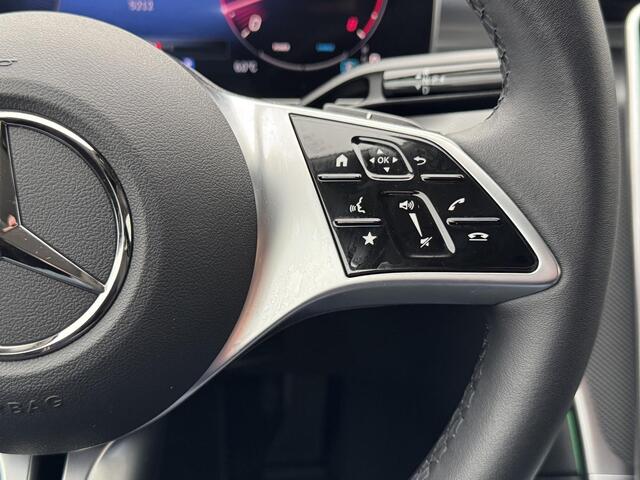 Mercedes-Benz C-KLASSE Estate Luxury Line 180 / Zeer complete-luxe / Burmester audio / Glascoating / Sfeerverlichting / 360 graden camera / Elektrisch verstelbare stoelen met memory functie / Elektrisch verstelbaar stuur
