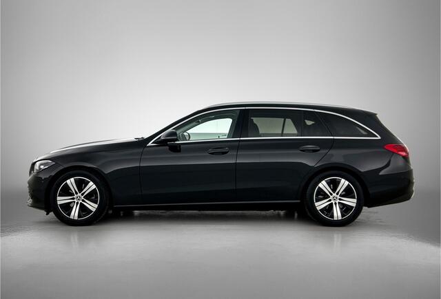 Mercedes-Benz C-KLASSE Estate 180 Luxury Line Parkeerpakket met achteruitrijcamera | Alarm | Stoelverwarming voor | Ledkoplampen | Sfeerverlichting. Inclusief 24 maanden MB Certified garantie voor Europa.