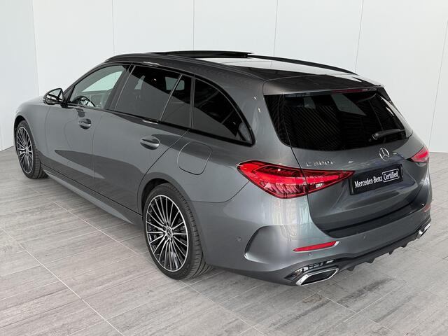 Mercedes-Benz C-KLASSE Estate 300e Business Solution AMG | Panoramaschuifdak | Burmester | Rijassistentiepakket | DIGITAL LIGHT | Trekhaak |