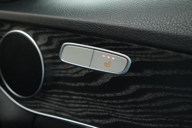 Mercedes-Benz C-KLASSE Estate 300 245pk Ambition AMG-Line Leder Camera Stoelverwarming Navigatie