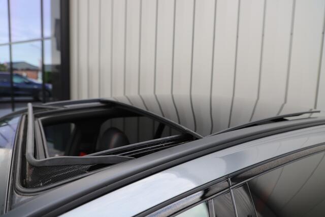 Mercedes-Benz C-KLASSE Estate AMG 43 4MATIC | 367PK | Pano | Burmester | ILS | Distronic+ | Memory | Carbon | Sfeerverlichting | Trekhaak | 2017.