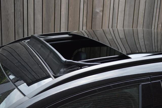 Mercedes-Benz C-KLASSE Estate 300 e AMG Led Panorama Memory Distronic Burmester Camera 360 Head-Up Trekhaak Pdc