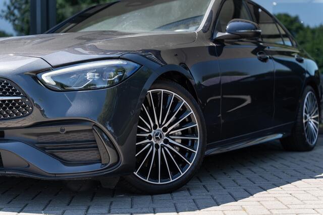 Mercedes-Benz C-KLASSE 180 Star Edition AMG line | Panorama-schuifdak | Sfeerverlichting | Burmester 3D | Achteruitrijcamera | Smartphone-integratie