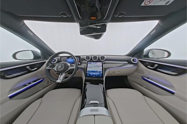 Mercedes-Benz C-KLASSE Estate 300 e Plug-In Hybride Luxury | Machiatobeige int. | Distronic | Digital Licht | 360°-camera | Augmented Reality | Memory | Car Play | Inclusief 24 maanden Mercedes-Benz Certified garantie voor Europa.