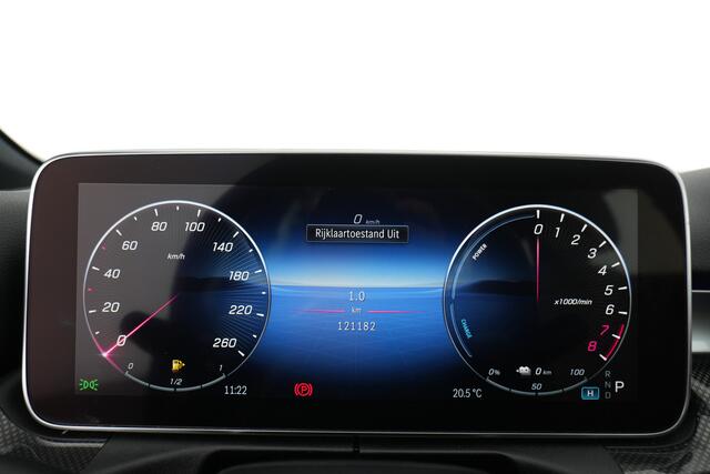 Mercedes-Benz C-KLASSE Estate 300 e Plug-In Hybride Luxury | Machiatobeige int. | Distronic | Digital Licht | 360°-camera | Augmented Reality | Memory | Car Play | Inclusief 24 maanden Mercedes-Benz Certified garantie voor Europa.