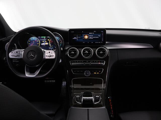 Mercedes-Benz C-KLASSE 300 e Premium Plus Pack | AMG | Panoramadak | Getint glas | Burmester | Multibeam | Sfeerverlichting |