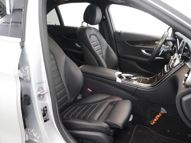 Mercedes-Benz C-KLASSE 300 e Premium Plus Pack | AMG | Panoramadak | Getint glas | Burmester | Multibeam | Sfeerverlichting |