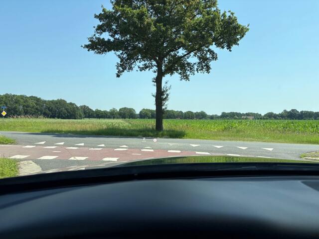 Mercedes-Benz C-KLASSE 200 PRESTIGE / AMG / PANO / BURMESTER /HEAD UP