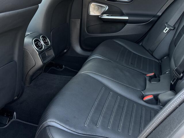 Mercedes-Benz C-KLASSE Estate 200 AUT AMG Line Pano | Burmester | NL-Auto