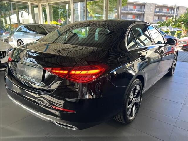 Mercedes-Benz C-KLASSE 300e AVANTGARDE ** LED, MEMORY, DODE HOEK, CAMERA, WINTER ** 1e EIG - Ex MB-AG - 3.898km (!) ** ** INFORMEER OOK NAAR ONZE AANTREKKELIJKE FINANCIAL-LEASE TARIEVEN **