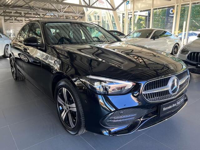 Mercedes-Benz C-KLASSE 300e AVANTGARDE ** LED, MEMORY, DODE HOEK, CAMERA, WINTER ** 1e EIG - Ex MB-AG - 3.898km (!) ** ** INFORMEER OOK NAAR ONZE AANTREKKELIJKE FINANCIAL-LEASE TARIEVEN **