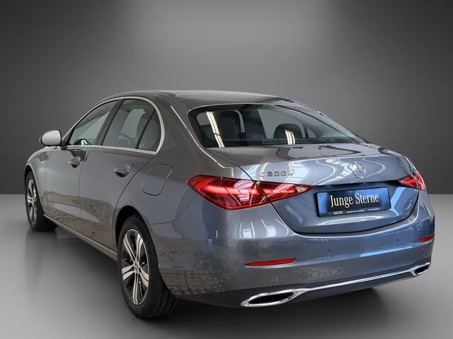 Mercedes-Benz C-KLASSE 300e AVANTGARDE ** HIGH-LED, MBUX+, TREKH, CAMERA, MEMORY ** 1e EIG - Ex MB-AG - UNFALLFREI ** ** INFORMEER OOK NAAR ONZE AANTREKKELIJKE FINANCIAL-LEASE TARIEVEN **